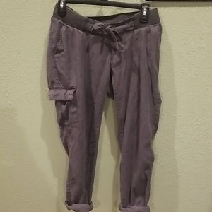 🔥5/$20 Maternity capri pants